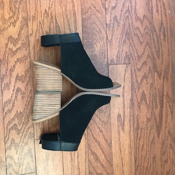 Tom’s Sandal Booties - Picture 6 of 6